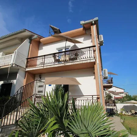 Blue Adria 2 - Hr-11068-03 By Interhome Porec